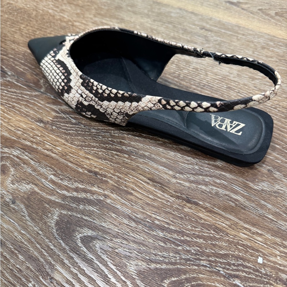 Animal Print Slingback Heels - Picture 4 of 6